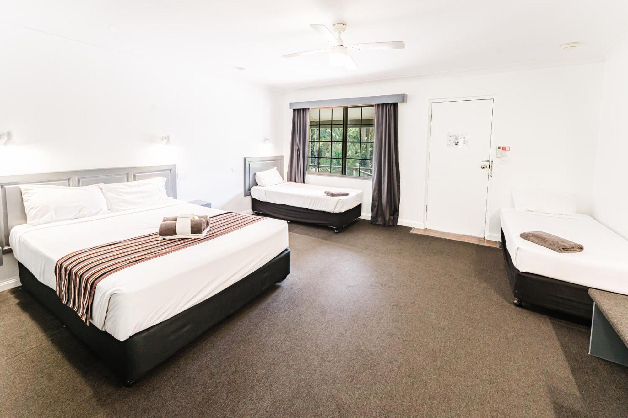 Country 2 Coast Motor Inn Coffs Harbour Exterior foto