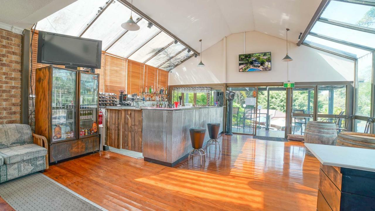 Country 2 Coast Motor Inn Coffs Harbour Exterior foto